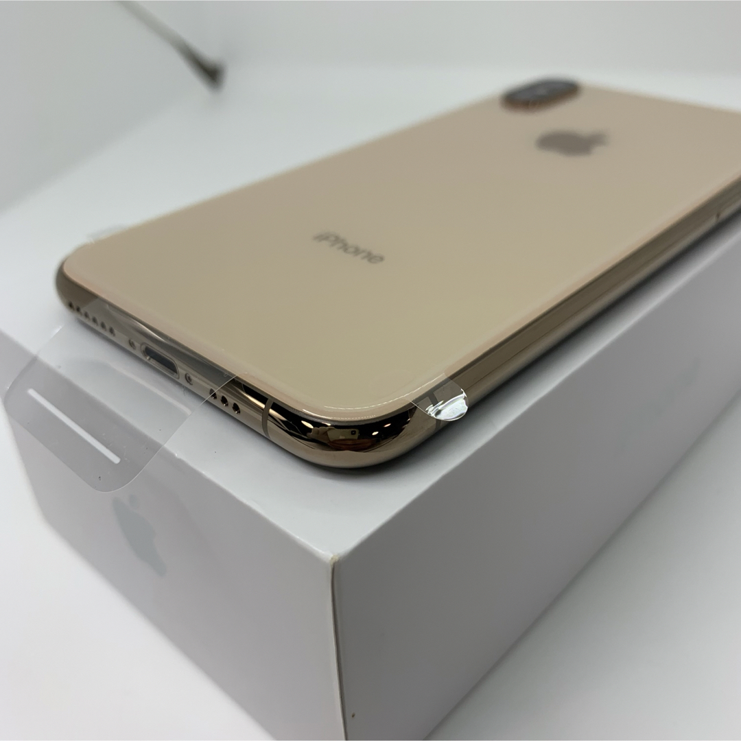 iPhone(アイフォーン)の新品　保証付き　iPhone Xs Gold 256 GB SIMフリー　本体 スマホ/家電/カメラのスマートフォン/携帯電話(スマートフォン本体)の商品写真