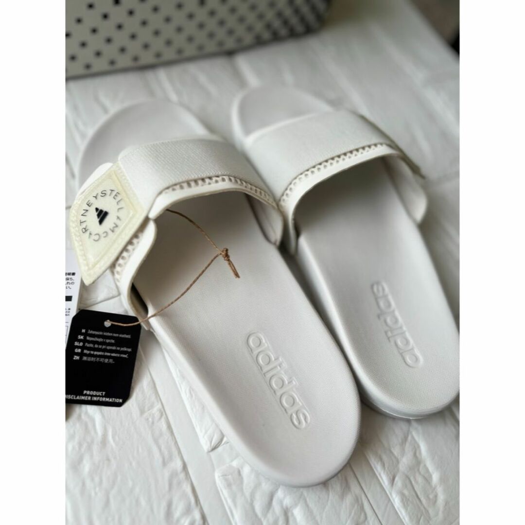 adidas by Stella McCartney(アディダスバイステラマッカートニー)のアディダス バイ ステラマッカートニー★ 人気 SLIDES サンダル ホワイト レディースの靴/シューズ(サンダル)の商品写真