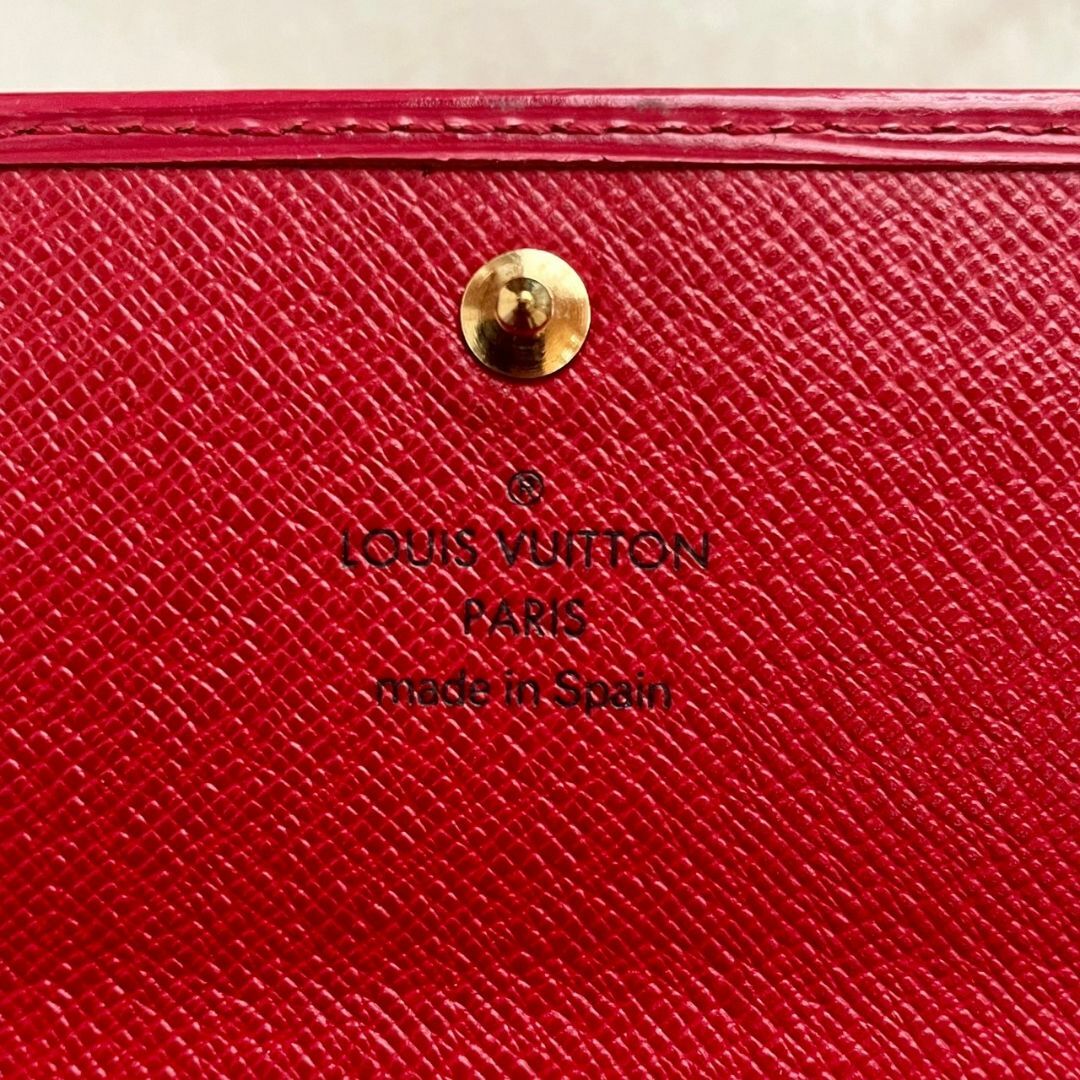 LOUIS VUITTON(ルイヴィトン)の【美品】 ルイヴィトン 長財布 エピ インターナショナル 三つ折り レッド レディースのファッション小物(財布)の商品写真