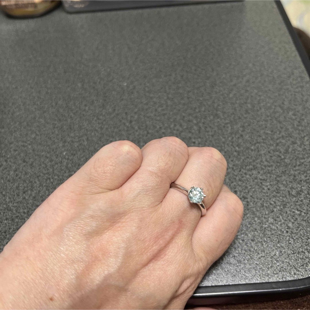 大粒！ 1ct モアッサナイトリング〜ブルー〜保証書付き レディースのアクセサリー(リング(指輪))の商品写真