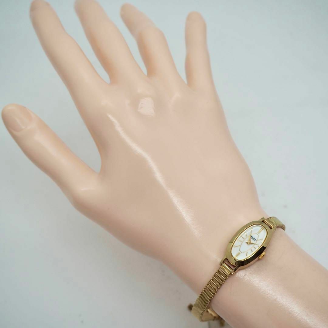 KATHARINE HAMNETT(キャサリンハムネット)の634【美品】キャサリンハムネット時計　ゴールド　レディース腕時計　オーバル レディースのファッション小物(腕時計)の商品写真