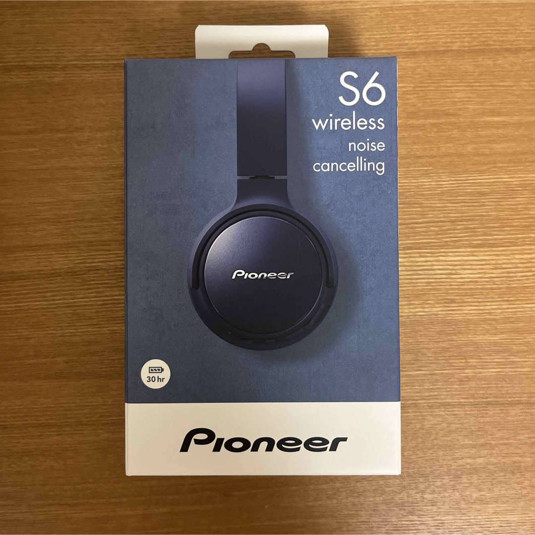 Pioneer(パイオニア)のPioneer ワイヤレスヘッドホン　SE-S6BN スマホ/家電/カメラのオーディオ機器(ヘッドフォン/イヤフォン)の商品写真