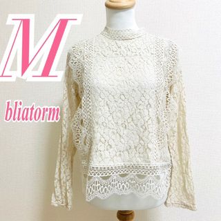 bliatorm M ブラウス レース きれいめコーデ ベージュ オフィス(シャツ/ブラウス(長袖/七分))