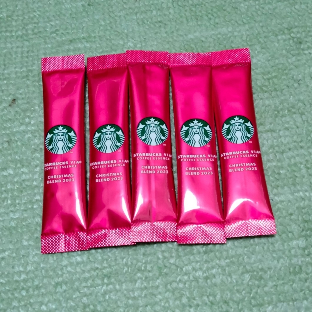 Starbucks Coffee(スターバックスコーヒー)の【匿名発送】スタバ　クリスマスブレンド　ヴィア　5本 食品/飲料/酒の飲料(コーヒー)の商品写真