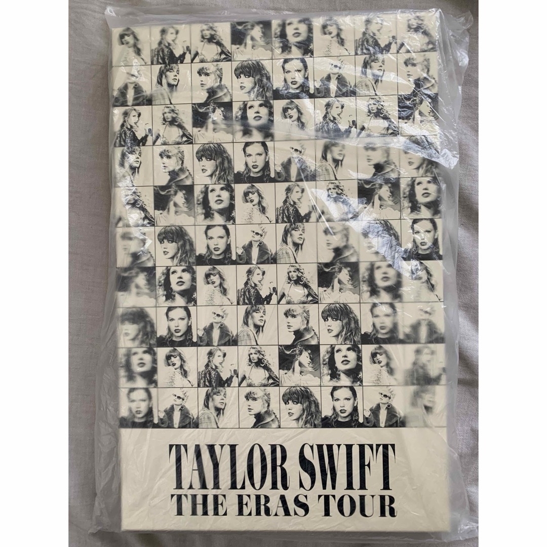 Taylor Swift  THE ERAS TOUR VIP限定グッズ　新品 チケットの音楽(海外アーティスト)の商品写真