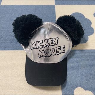 ディズニー(Disney)の【Disney】ディズニーランド ミッキーマウス ポンポンシルバーキャップ(キャラクターグッズ)