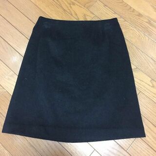 エムプルミエ(M-premier)のエムプル M-PREMIER ウールスカート(ひざ丈スカート)