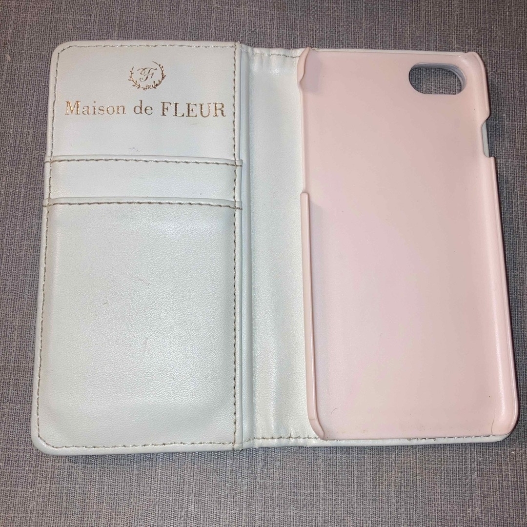 Maison de FLEUR(メゾンドフルール)のメゾンドフルール　スマホケース　iPhone7/8/SE スマホ/家電/カメラのスマホアクセサリー(iPhoneケース)の商品写真