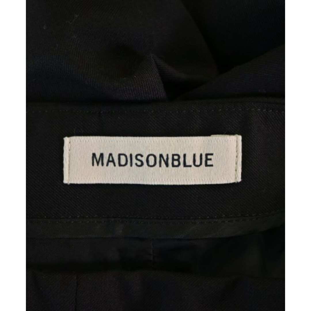 MADISONBLUE(マディソンブルー)のMADISON BLUE マディソンブルー ショートパンツ 02(M位) 紺 【古着】【中古】 レディースのパンツ(ショートパンツ)の商品写真