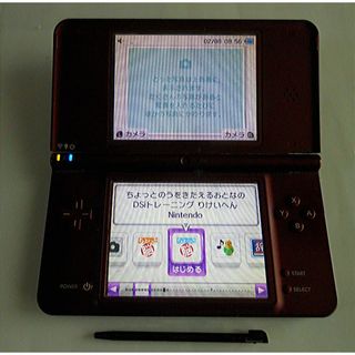 本体ニンテンドーDSILL ワインレッド　ポケットモンスターブラック