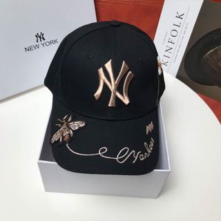 メジャーリーグベースボール(MLB)のMLB Korea NY Gold Bee Cap Black 金の蜂 キャップ(キャップ)