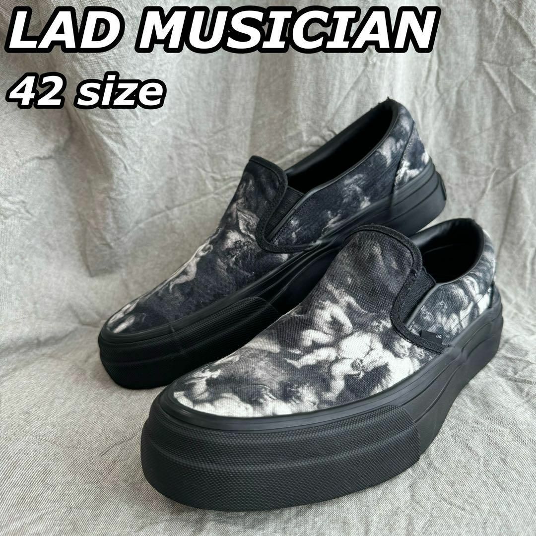 LAD MUSICIAN(ラッドミュージシャン)のLAD MUSICIAN CANVAS SLIP-ON ANGスニーカー メンズの靴/シューズ(スニーカー)の商品写真