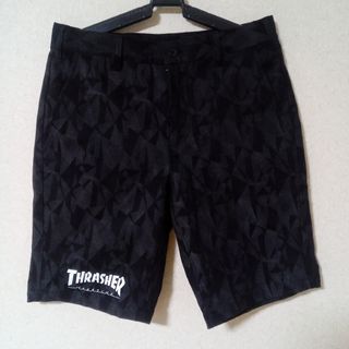 スラッシャー(THRASHER)のTHRASHER メンズ 迷彩柄 ハーフパンツ ブラック Mサイズ(ショートパンツ)