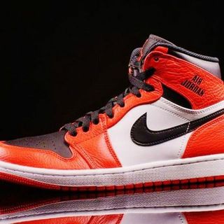 ナイキ(NIKE)の未使用品★特別モデル★　エア ジョーダン 1　レトロ　RARE　AIR　28.0(スニーカー)