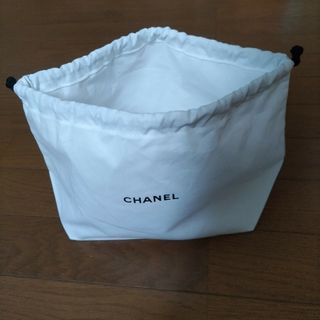 シャネル(CHANEL)の［新品］CHANELシャネルノベルティポーチ(ポーチ)