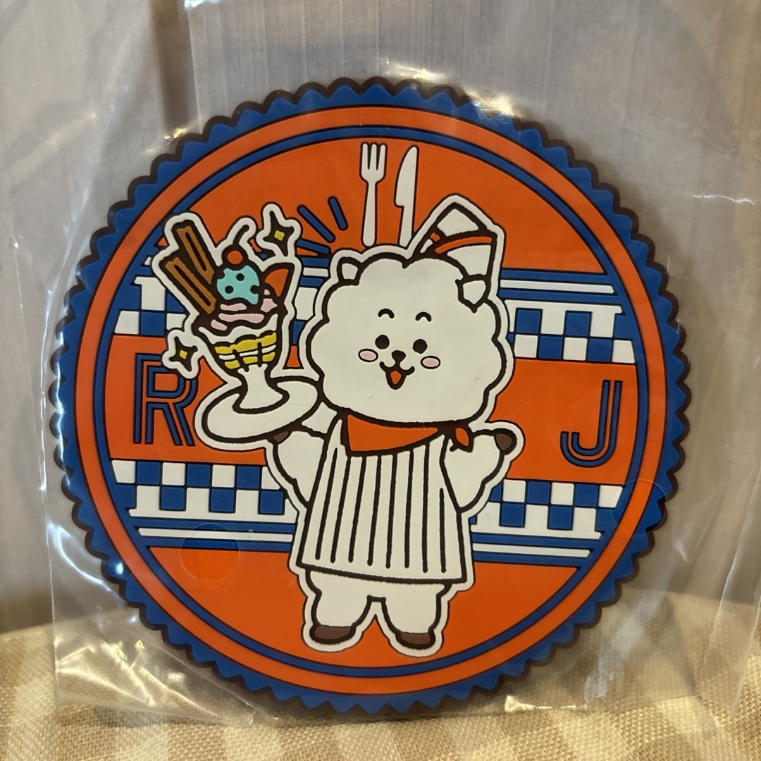 BT21(ビーティーイシビル)のBTS 一番くじ BT21 Diner  ラバーコースター　5点セット エンタメ/ホビーのタレントグッズ(アイドルグッズ)の商品写真