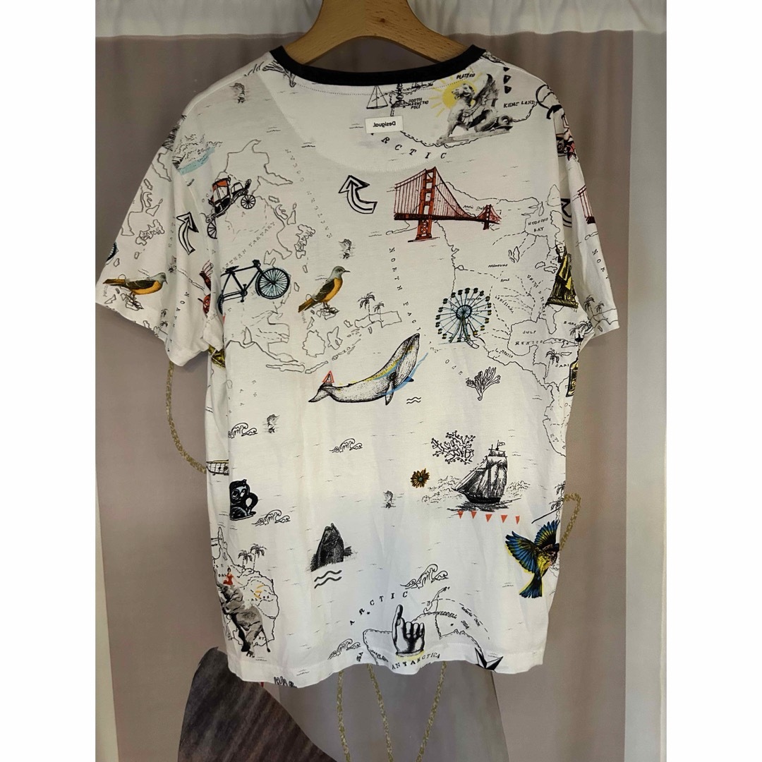 DESIGUAL(デシグアル)のデシグアル Desigual アニマル Tシャツショートスリーブ MAP 廃盤品 メンズのトップス(Tシャツ/カットソー(半袖/袖なし))の商品写真