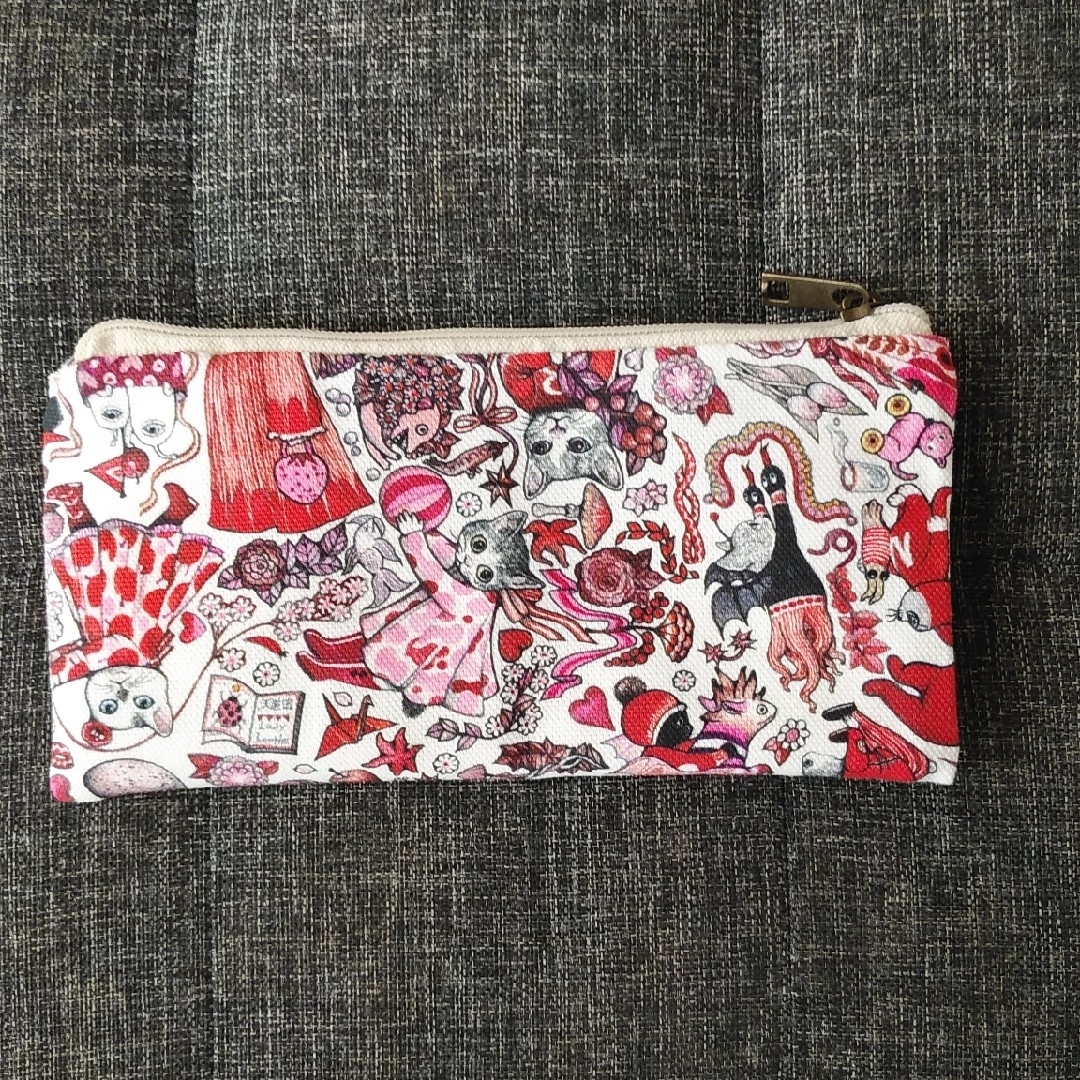 ヒグチユウコ リメイクペンポーチ RED ハンドメイドのファッション小物(ポーチ)の商品写真