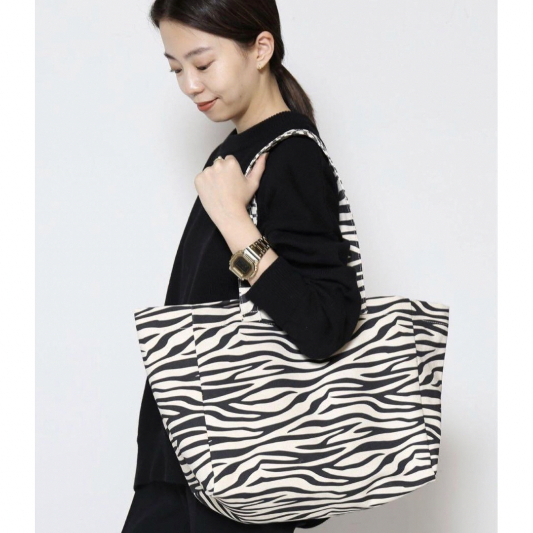 DEUXIEME CLASSE(ドゥーズィエムクラス)の【SITA PARANTICA】ZEBRA TOTE バッグ M レディースのバッグ(トートバッグ)の商品写真