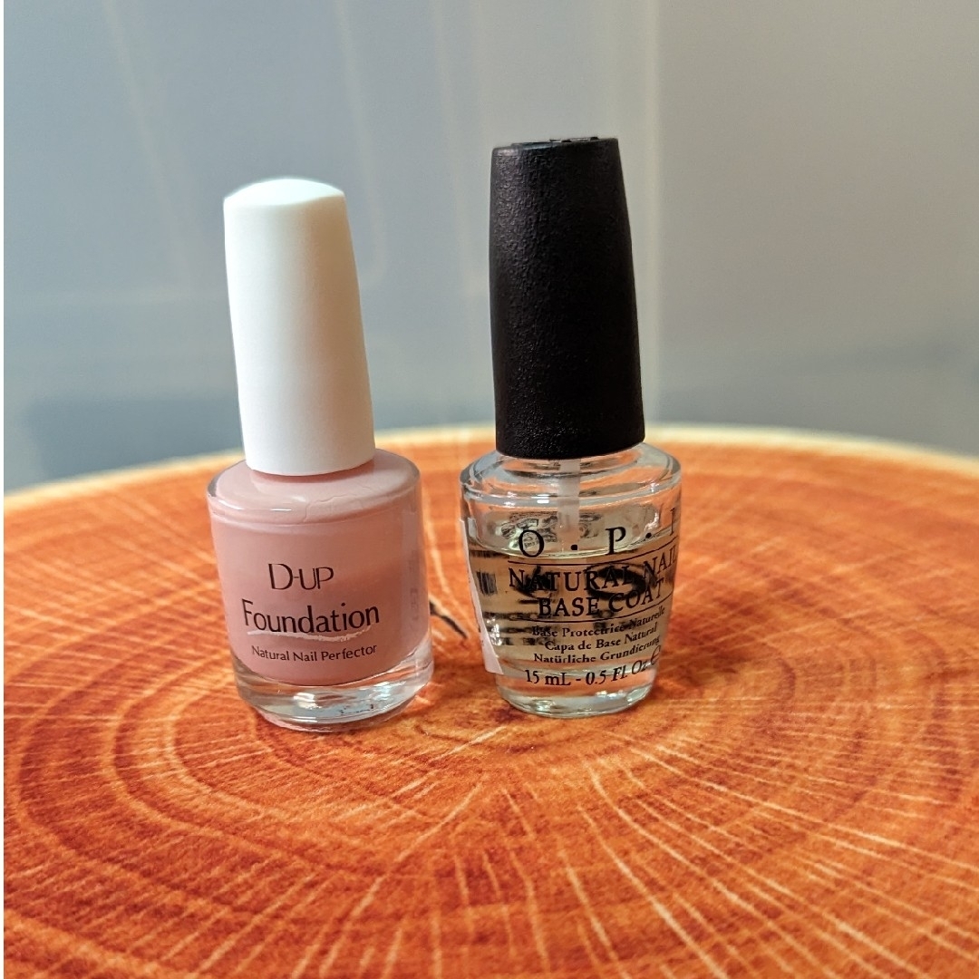 OPI(オーピーアイ)のマニキュア　2本セット　ベース&トップ コスメ/美容のネイル(ネイル用品)の商品写真