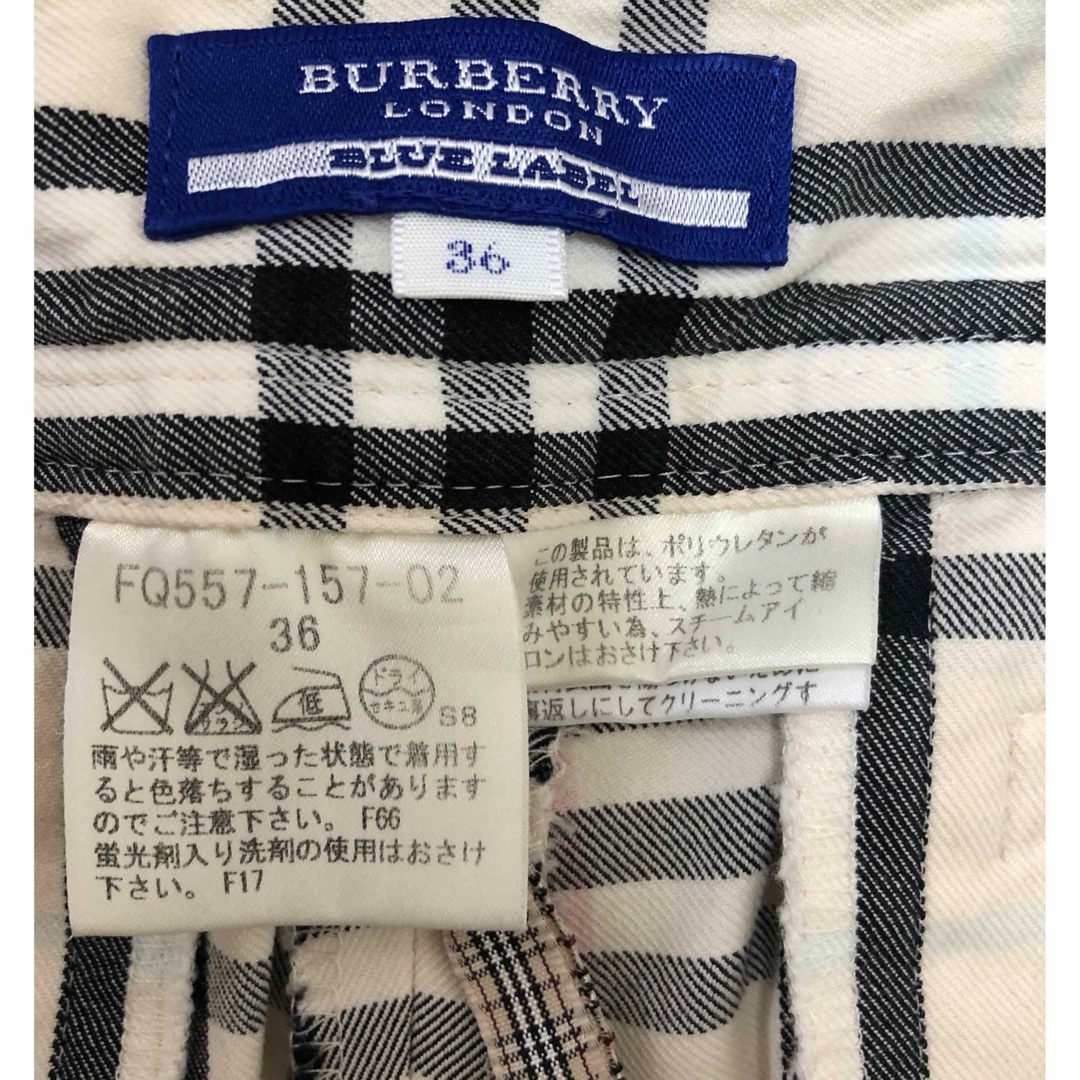 BURBERRY BLUE LABEL(バーバリーブルーレーベル)のBURBERRYBLUE LABEL半ズボン 36サイズ レディースのパンツ(ショートパンツ)の商品写真