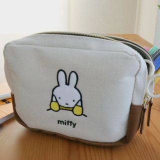 ミッフィー(miffy)のInRed 付録 ミッフィー ポーチ インレッド(ノベルティグッズ)