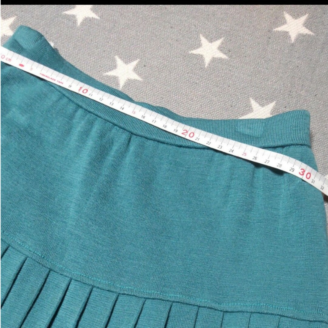 ニットスカート プリーツ グリーン レディースのスカート(ひざ丈スカート)の商品写真