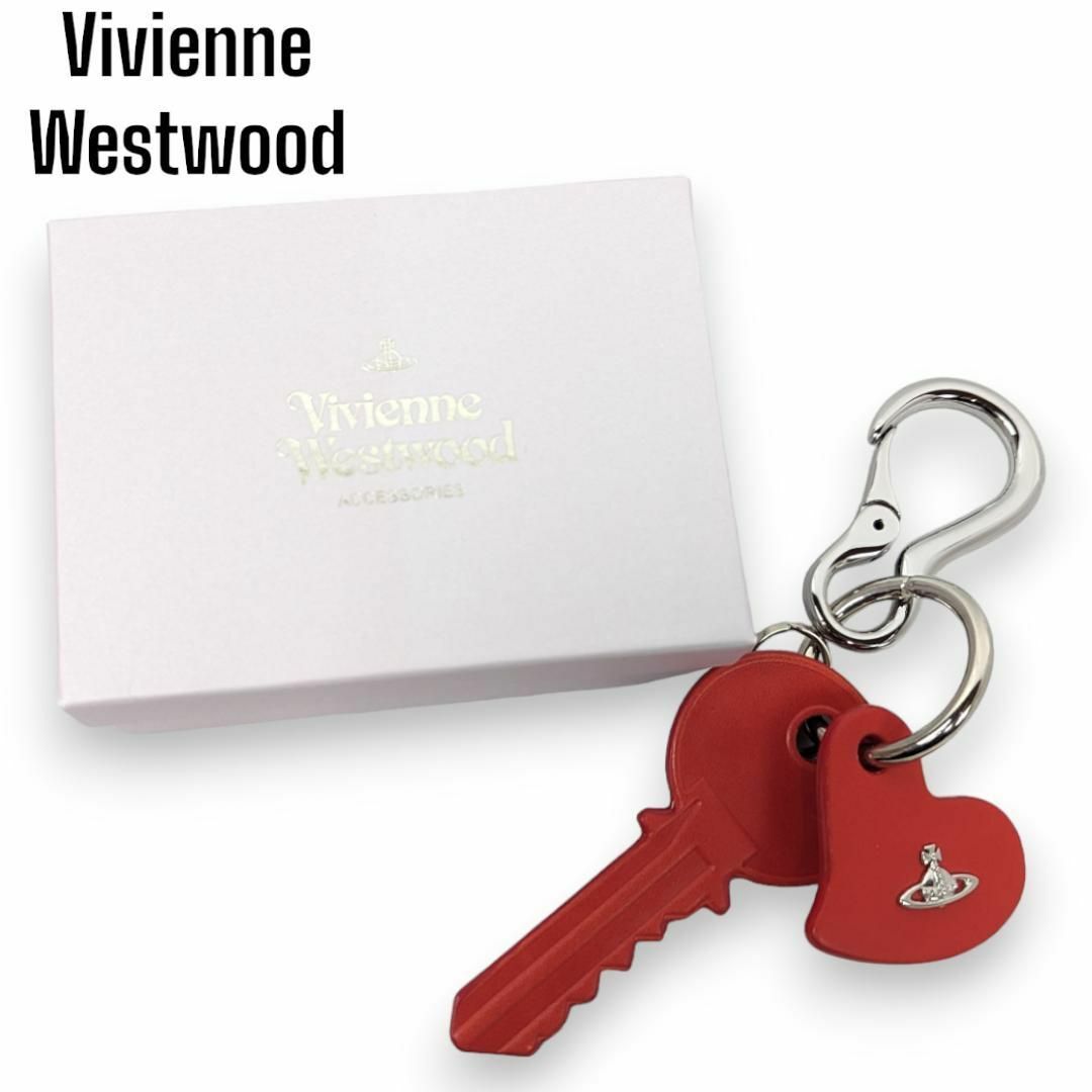 Vivienne Westwood(ヴィヴィアンウエストウッド)の【新品未使用】ヴィヴィアンウエストウッド ハート キーホルダー 3連 キーリング レディースのファッション小物(キーホルダー)の商品写真