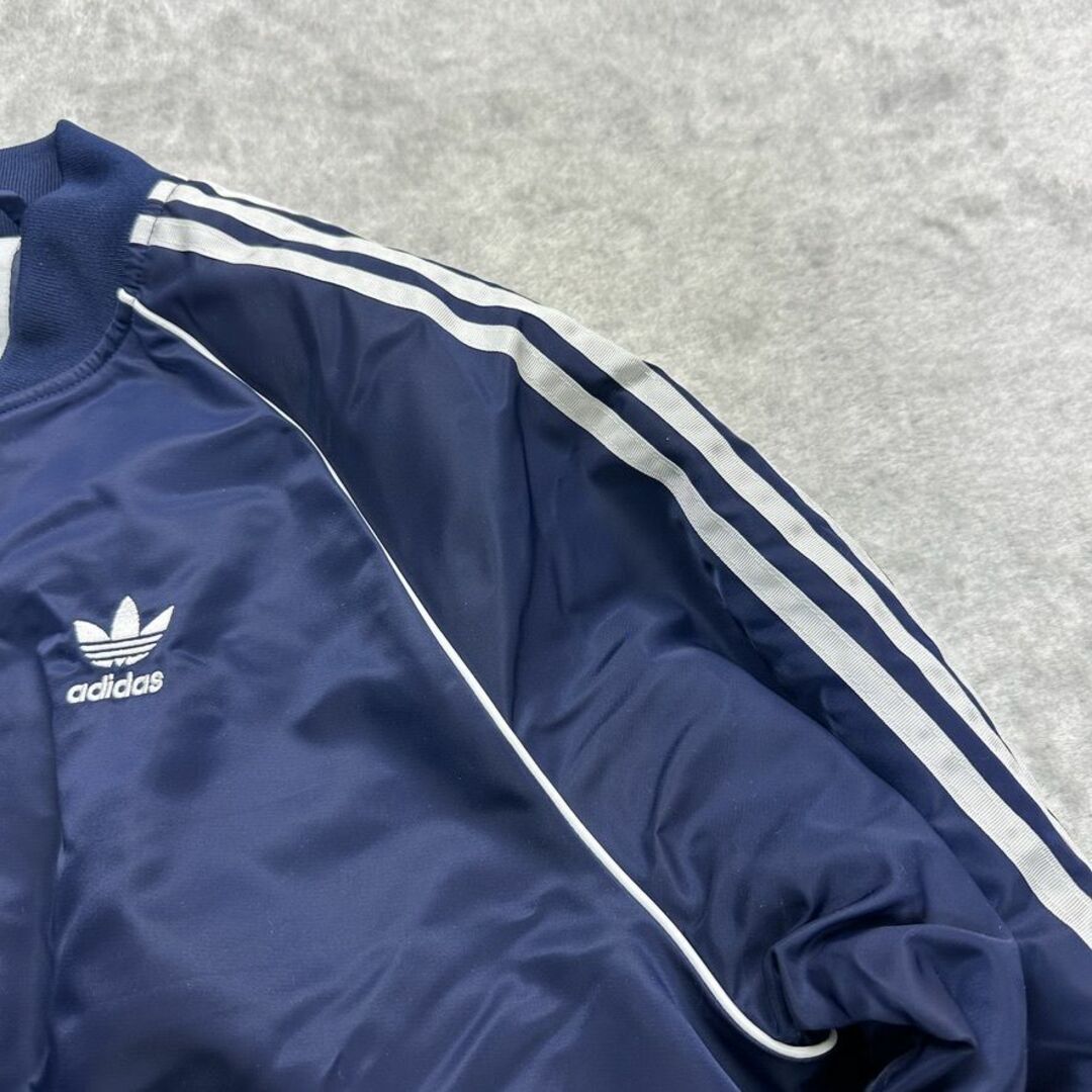 adidas(アディダス)の新品 adidas Originals Mサイズ SST ボンバージャケット メンズのジャケット/アウター(ダウンジャケット)の商品写真