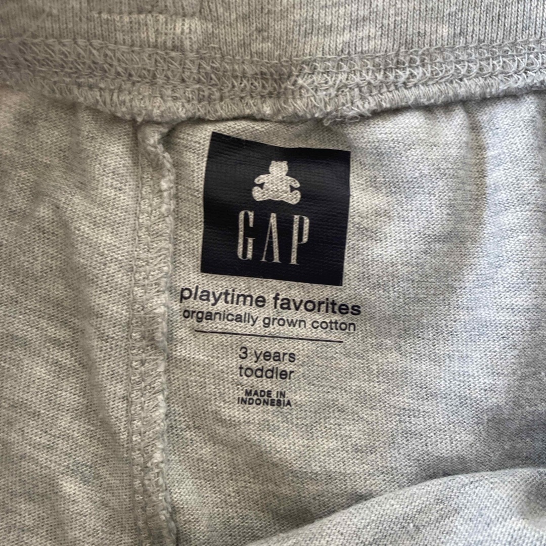 GAP(ギャップ)のGAPギャップ　パンツ　ジャージ　3才用 キッズ/ベビー/マタニティのキッズ服男の子用(90cm~)(パンツ/スパッツ)の商品写真