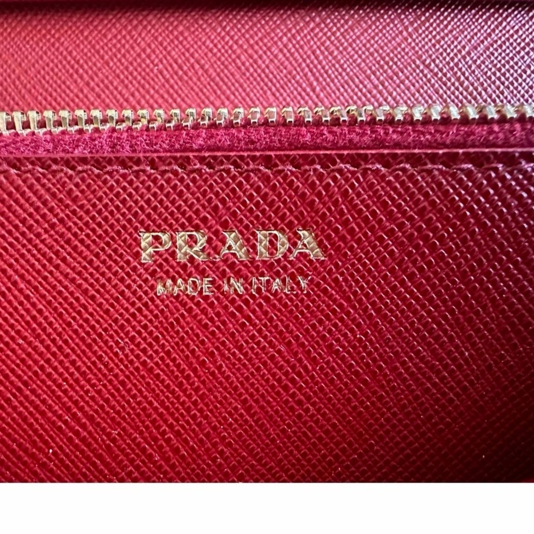 PRADA(プラダ)のPRADA 長財布 レディースのファッション小物(財布)の商品写真