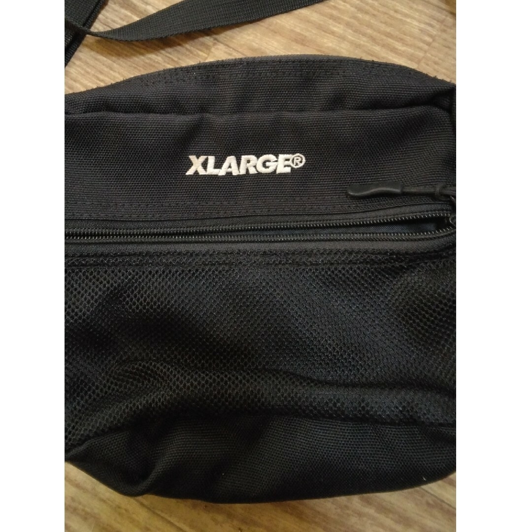 XLARGE(エクストララージ)のXLARGE　黒のショルダー メンズのバッグ(ショルダーバッグ)の商品写真