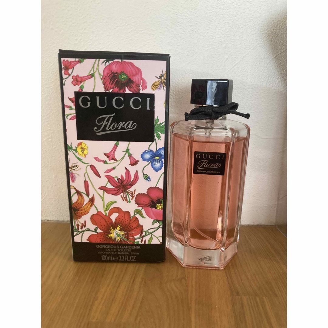 Gucci(グッチ)のフローラバイグッチガーデンゴージャスガーデニアオードトワレ100m コスメ/美容の香水(香水(女性用))の商品写真