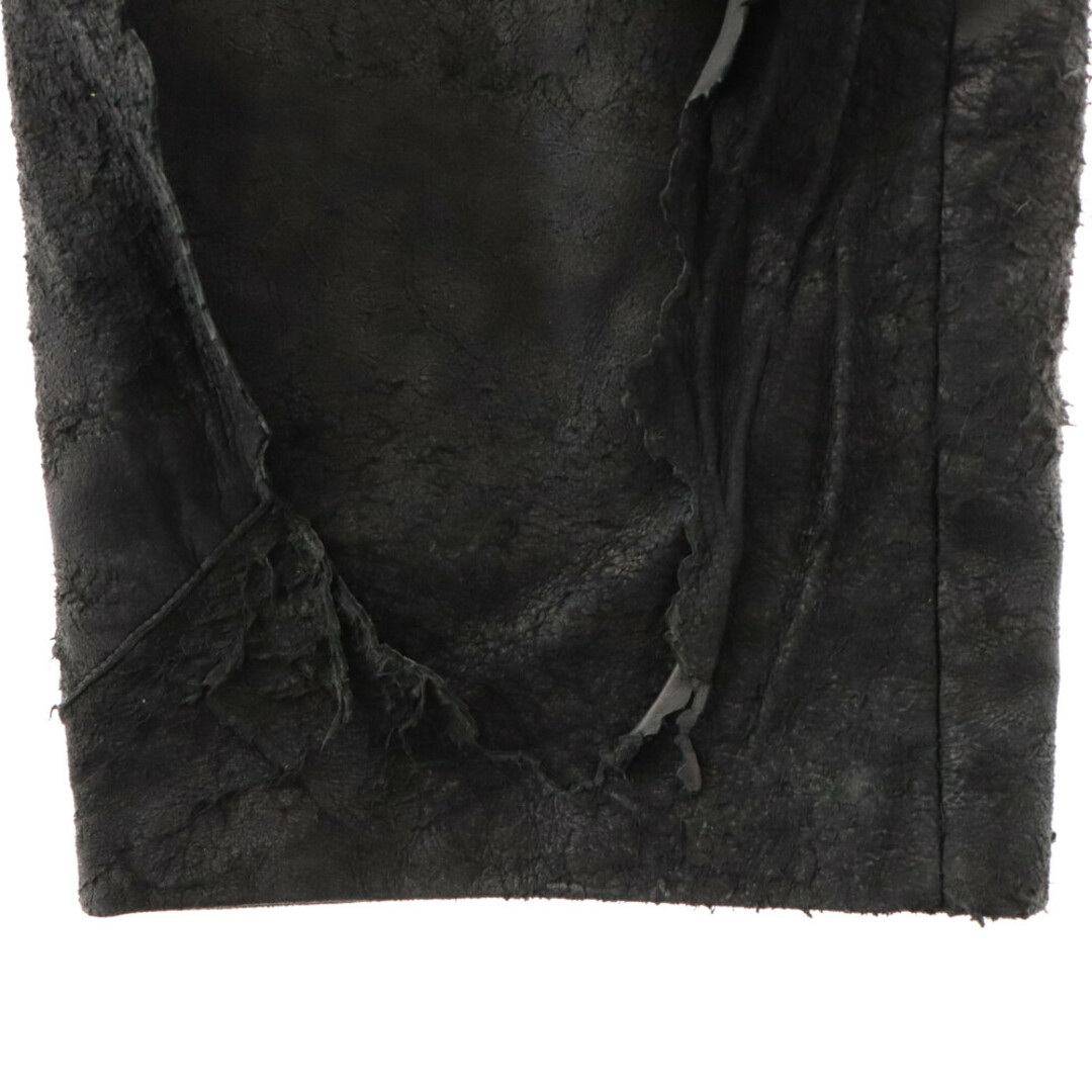 DIESEL(ディーゼル)のDIESEL ディーゼル P-HESSE DISTRESSED LEATHER PANTS ディストゥレスト レザーパンツ ブラック A12582 メンズのパンツ(その他)の商品写真