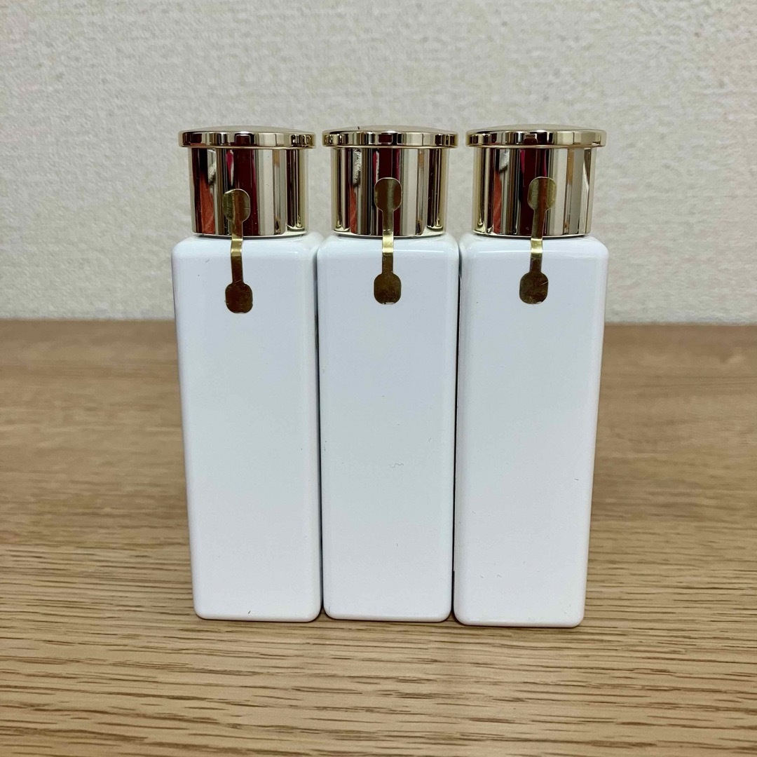 MIKIMOTO COSMETICS(ミキモトコスメティックス)のミキモトコスメティックス パールエレガンス アメニティセット コスメ/美容のヘアケア/スタイリング(シャンプー/コンディショナーセット)の商品写真