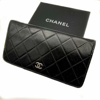 シャネル(CHANEL)のシャネル　二つ折り長財布　マトラッセ　ラムスキン ココマークブラックシルバー金具(財布)