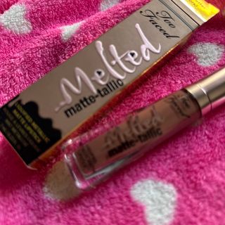 トゥフェイス(Too Faced)のアウトレット価格！Too Faced リップ！(リップグロス)