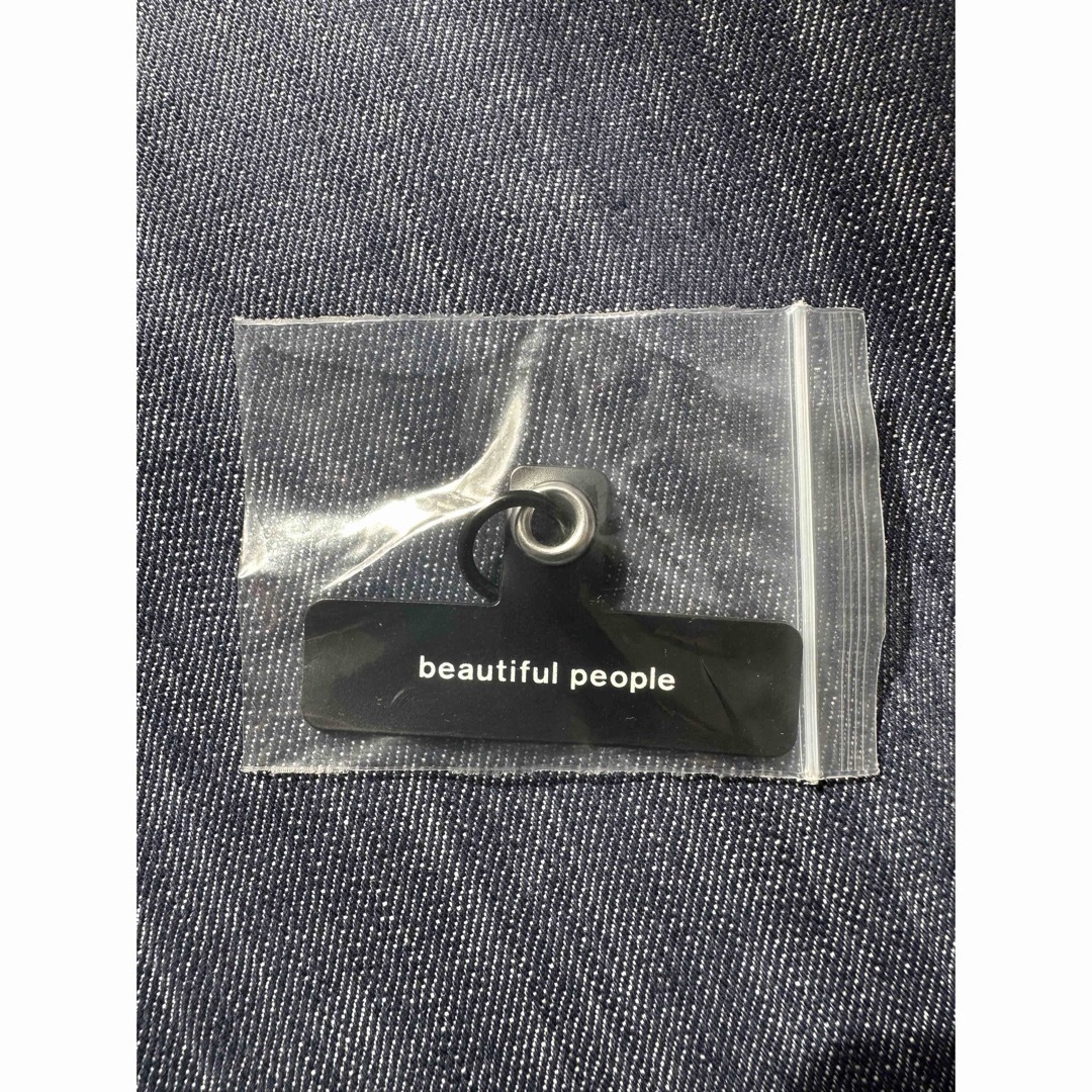 beautiful people(ビューティフルピープル)の【美品・送料込】beautiful people スマホネックストラップ スマホ/家電/カメラのスマホ/家電/カメラ その他(その他)の商品写真