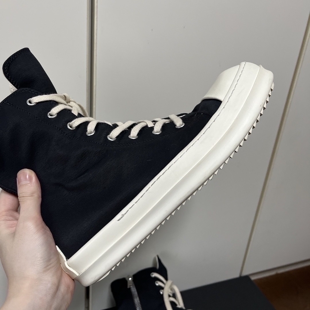 Rick Owens(リックオウエンス)の正規品　美品　rick owens drksdw ラモーンズ　スニーカー　41 メンズの靴/シューズ(スニーカー)の商品写真