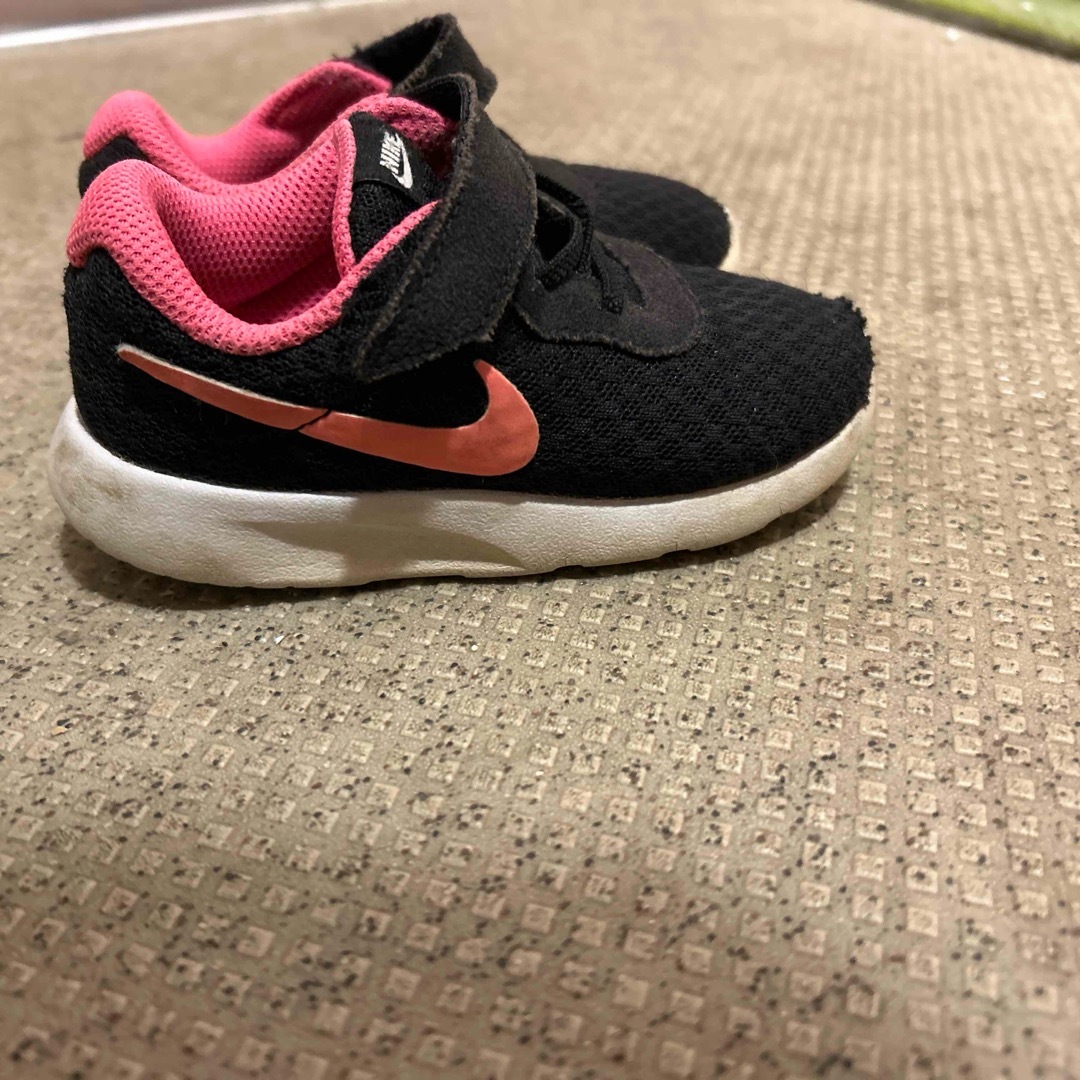 NIKE(ナイキ)のナイキ  タンジュン キッズ/ベビー/マタニティのベビー靴/シューズ(~14cm)(スニーカー)の商品写真