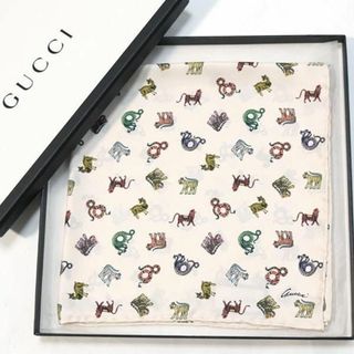 グッチ(Gucci)のグッチ ■箱付き　美品　ロゴ入り動物柄シルクプチスカーフ ポケットチーフ　ヘビ(バンダナ/スカーフ)