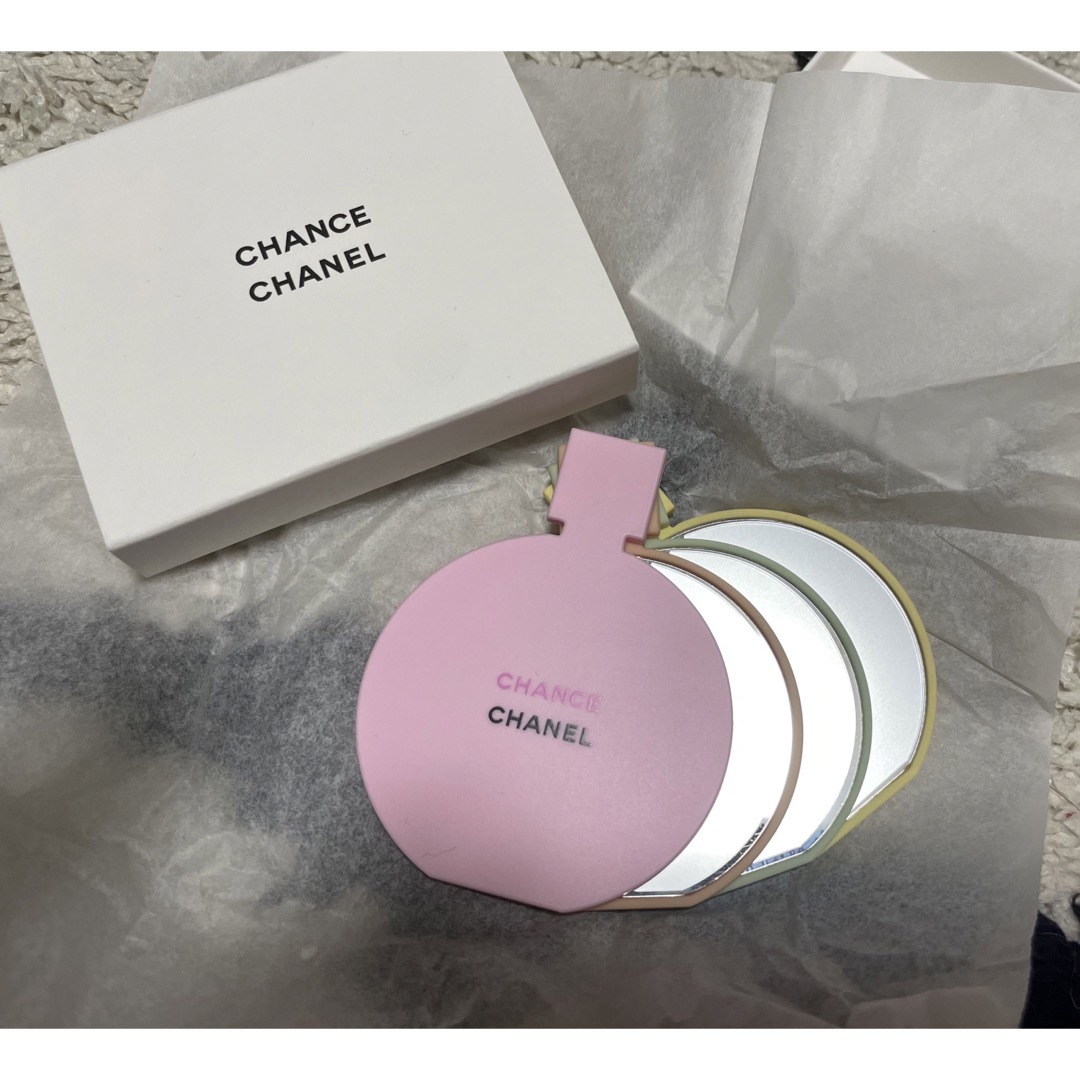 CHANEL(シャネル)のシャネルノベルティミラー レディースのファッション小物(ミラー)の商品写真