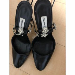 マノロブラニク(MANOLO BLAHNIK)のマノロブラニク　パンプス　　ブラック　星(ハイヒール/パンプス)