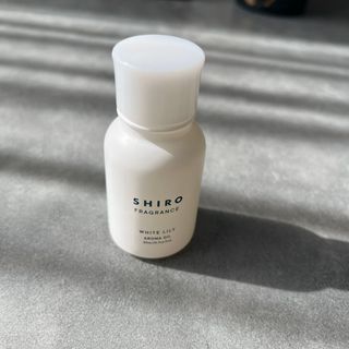 シロ(shiro)の【新品未使用】shiro アロマオイル ホワイトリリー 20ml(アロマオイル)