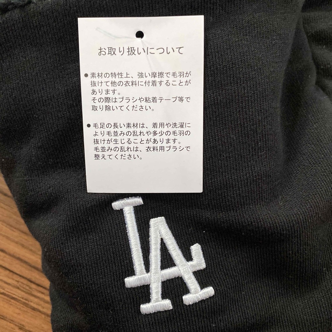 MLB(メジャーリーグベースボール)の新品　MLB ロサンゼルス　ドジャース　ネックウォーマー　メンズ　裏ボア  メンズのファッション小物(ネックウォーマー)の商品写真