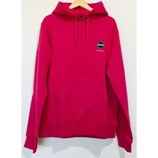 エフシーアールビー(F.C.R.B.)のF.C.Real Bristol（エフシーリアルブリストル）FCRB-212031 　Logo Popover  sweat  Hoody　プルオーバー　パーカー【A31281-007】(パーカー)