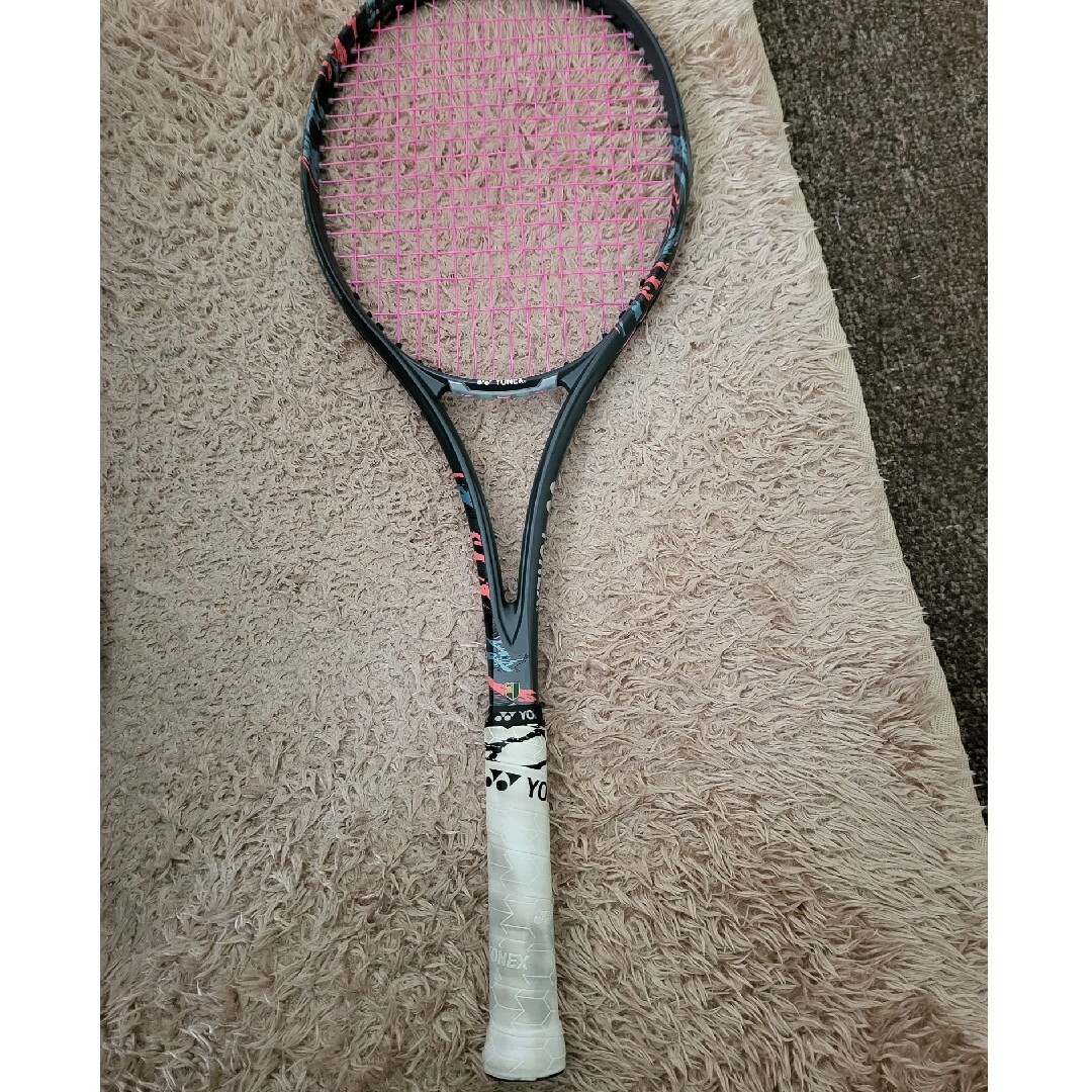 YONEX(ヨネックス)のジオブレイク50vs　GEOBREAK50vs スポーツ/アウトドアのテニス(ラケット)の商品写真