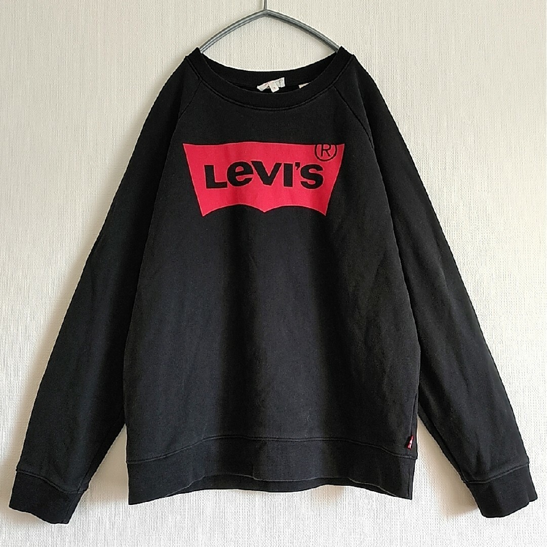 Levi's(リーバイス)のリーバイス　プルオーバー　スウェット　トレーナー　長袖　黒　Sサイズ　古着 レディースのトップス(パーカー)の商品写真