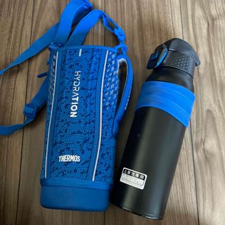 サーモス(THERMOS)の水筒と水筒ケース(水筒)