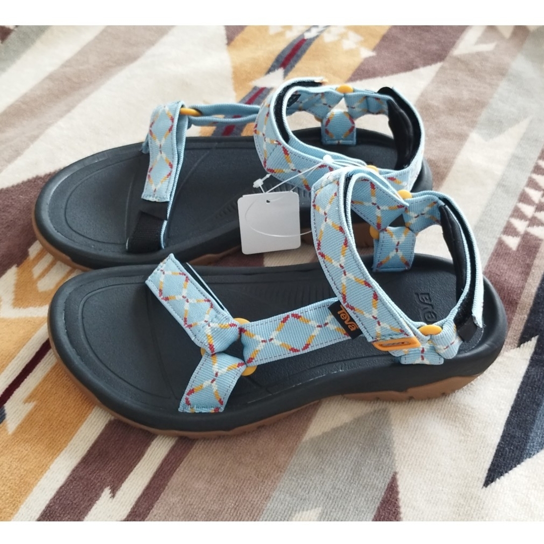 Teva(テバ)のTeva　ハリケーン　サンダル　24　テバ レディースの靴/シューズ(サンダル)の商品写真